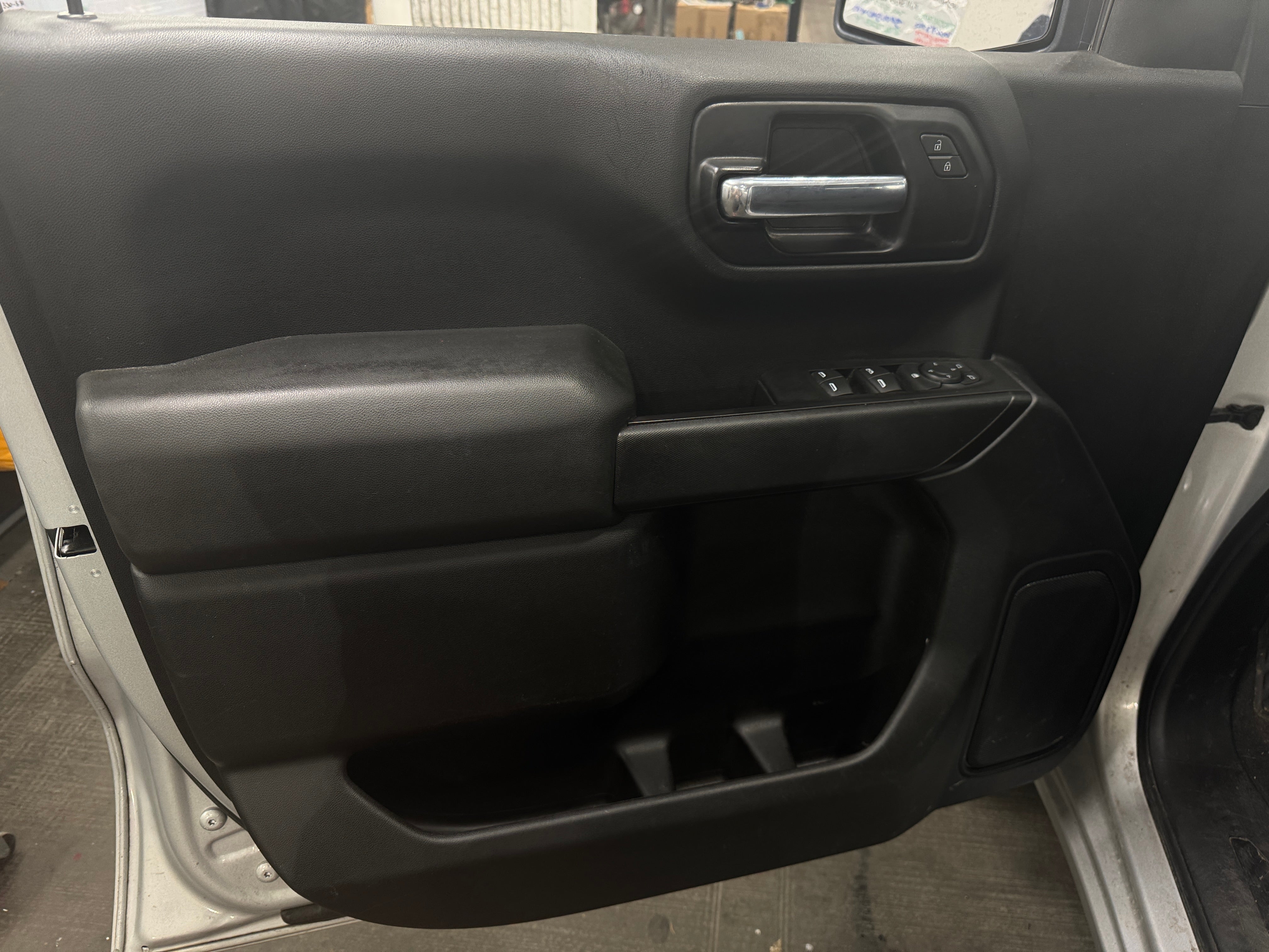 chevrolet silverado 1500 2020 1GCRYCEF7LZ331060 image chevrolet silverado 1500 2020 1GCRYCEF7LZ331060 image